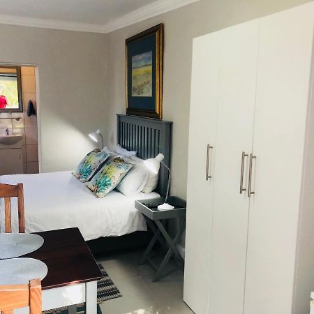 Baylight Accomodation Room 2 Mossel Bay Exteriör bild