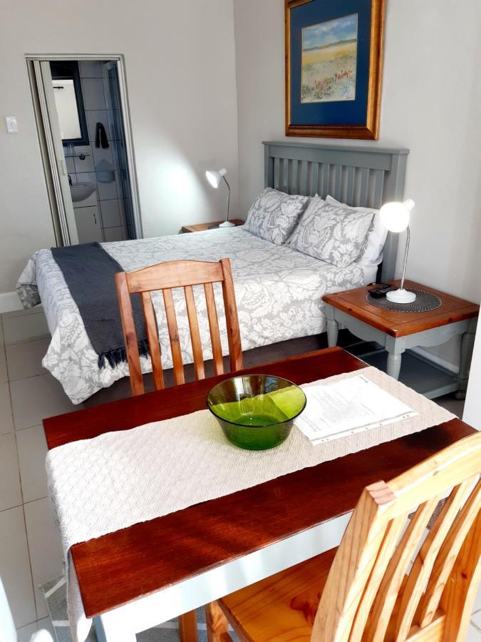 Baylight Accomodation Room 2 Mossel Bay Exteriör bild